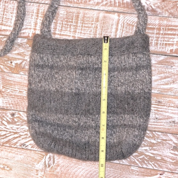 ☺️Boho Crossbody Soft Wool Purse Bag☺️ NWOT - Picture 5 of 8
